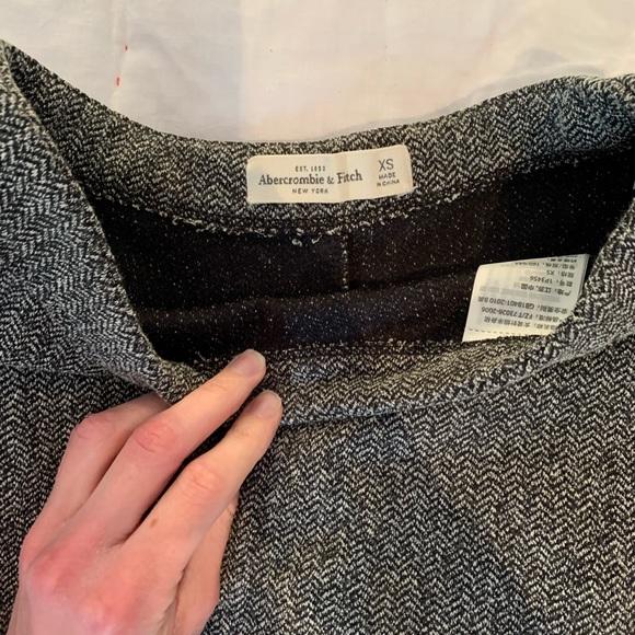Abercrombie and Fitch Grey Circle Skirt Size XS - Picture 2 of 2